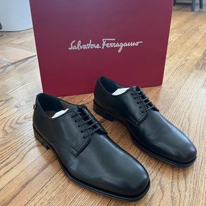 Salvatore Ferragamo GANCINI DERBY 9.5 US Black NEW